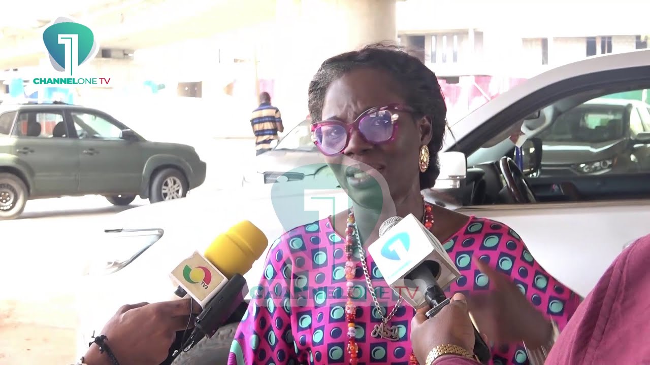 Woman weeps, pleads for Mahama's intervention after her Flowerpot washing bay project is halted