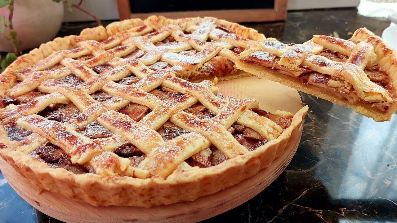 Homemade Apple Pie 🍎✨ | Classic & Easy Recipe
