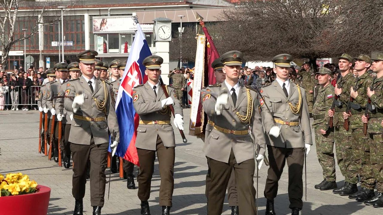 V Partizánskom zložili slávnostnú vojenskú prísahu