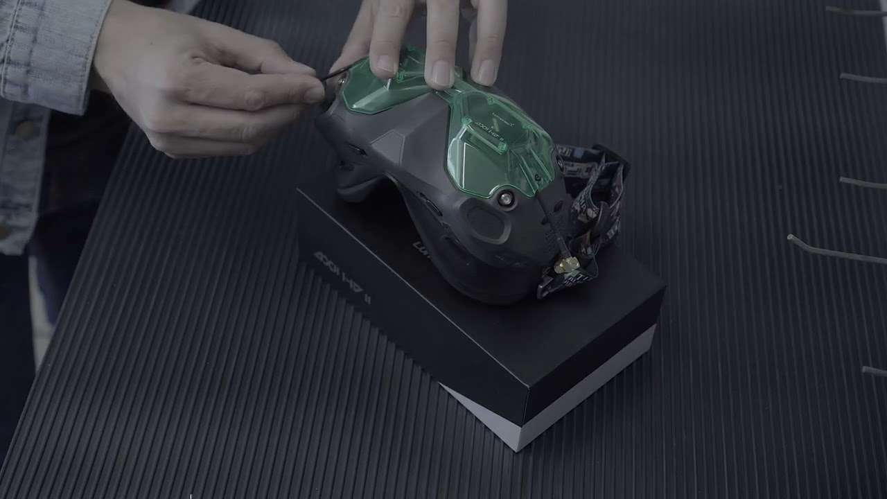 Short Unboxing Lumenier AXII HD 2
