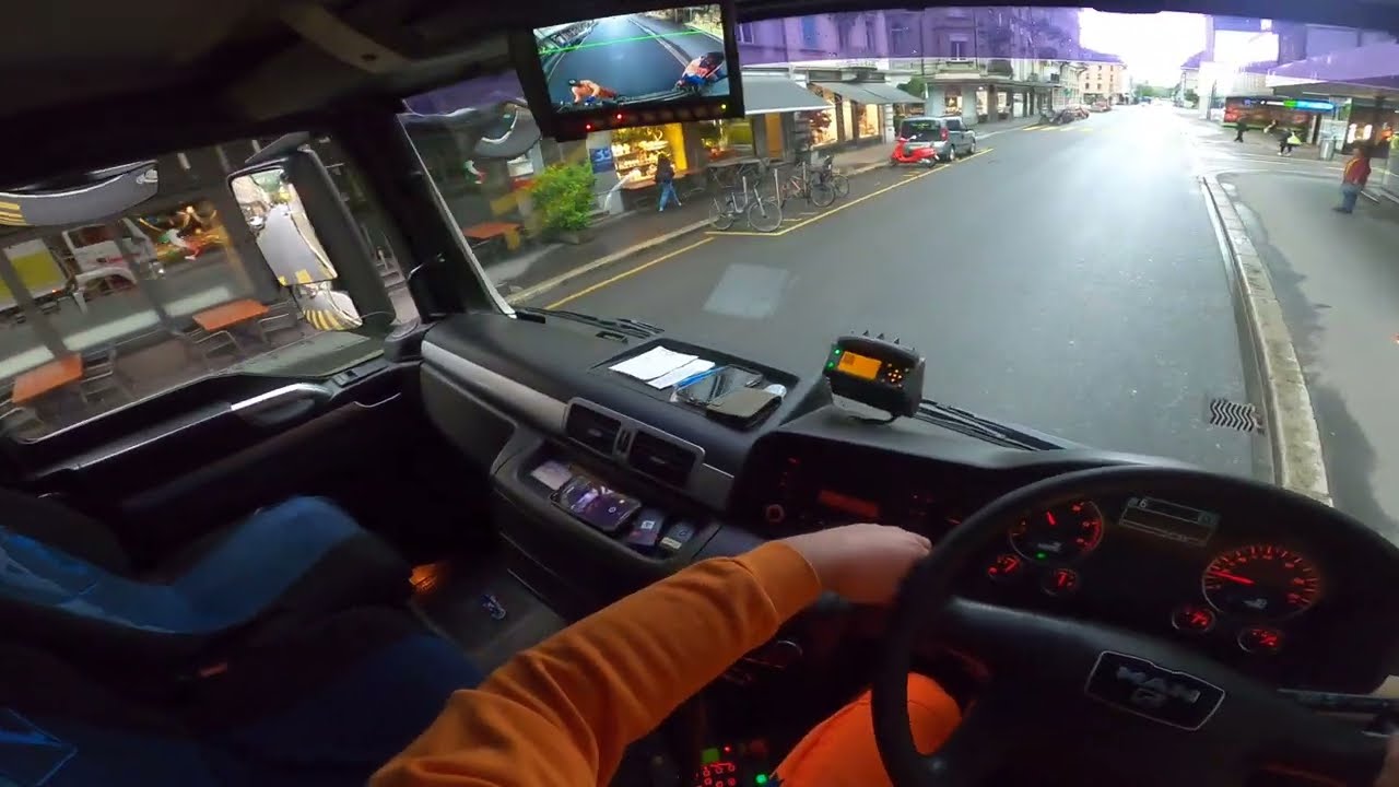 Garbage Truck MAN Driver POV: A City Route 5