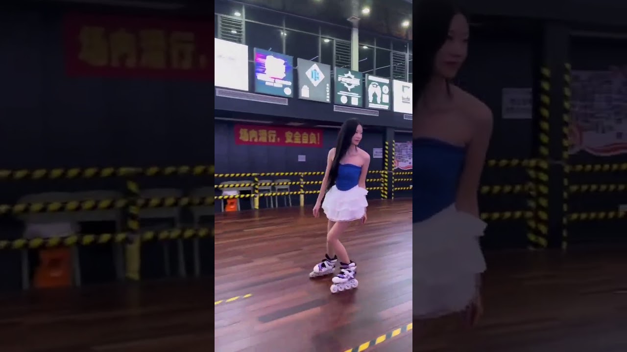 My feet are so cold that I want to borrow Nezha's Hot Wheels to roller skate for a few days. A g