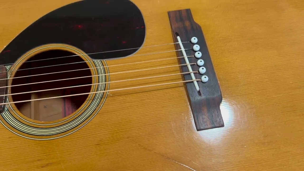 Violão Yamaha FG-75 de 1969 (Nippon Gakki - Red Label)