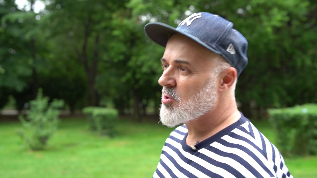 Adrian Oianu: 