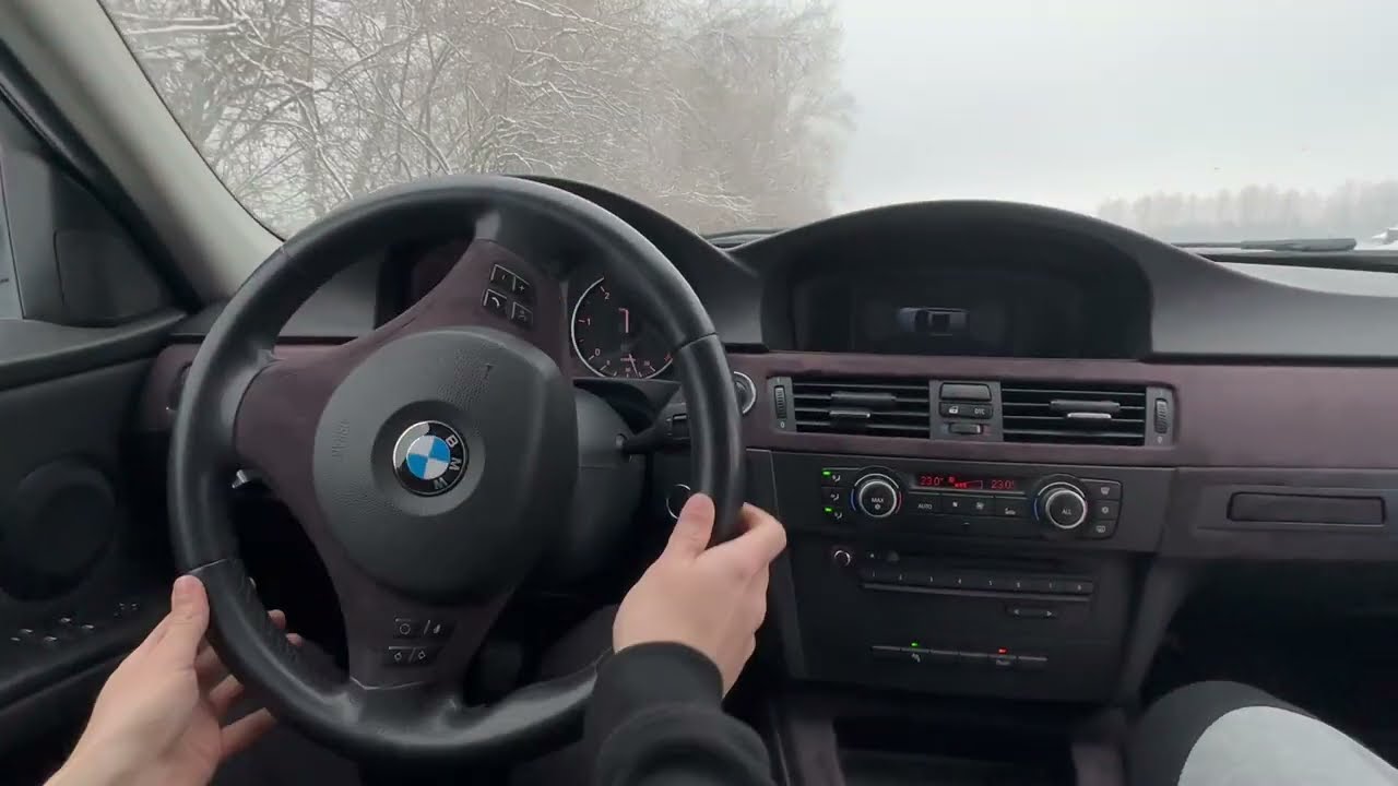 BMW VS SNOW POV DRIFT