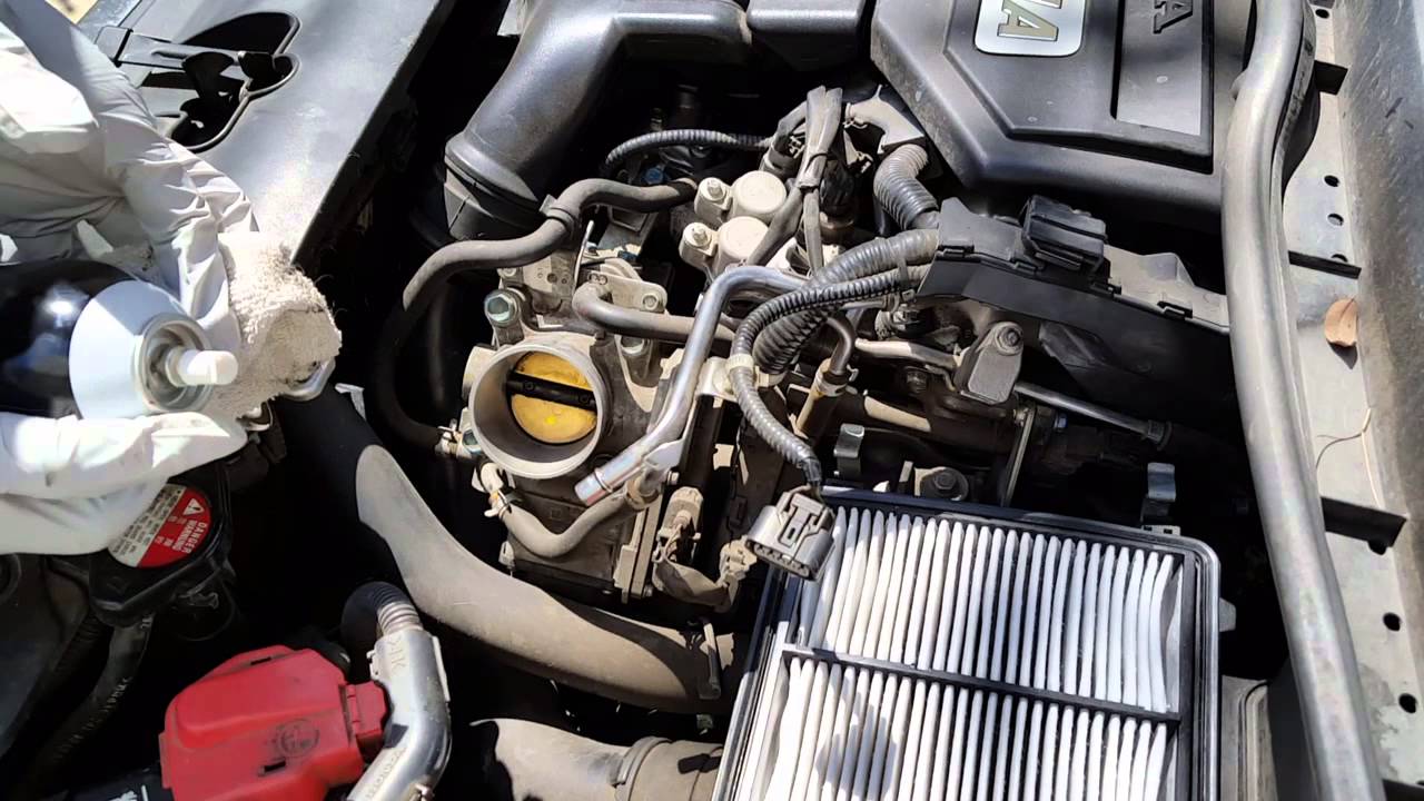 DIY: EASY Throttle Body Cleaning on a Honda Civic Hybrid