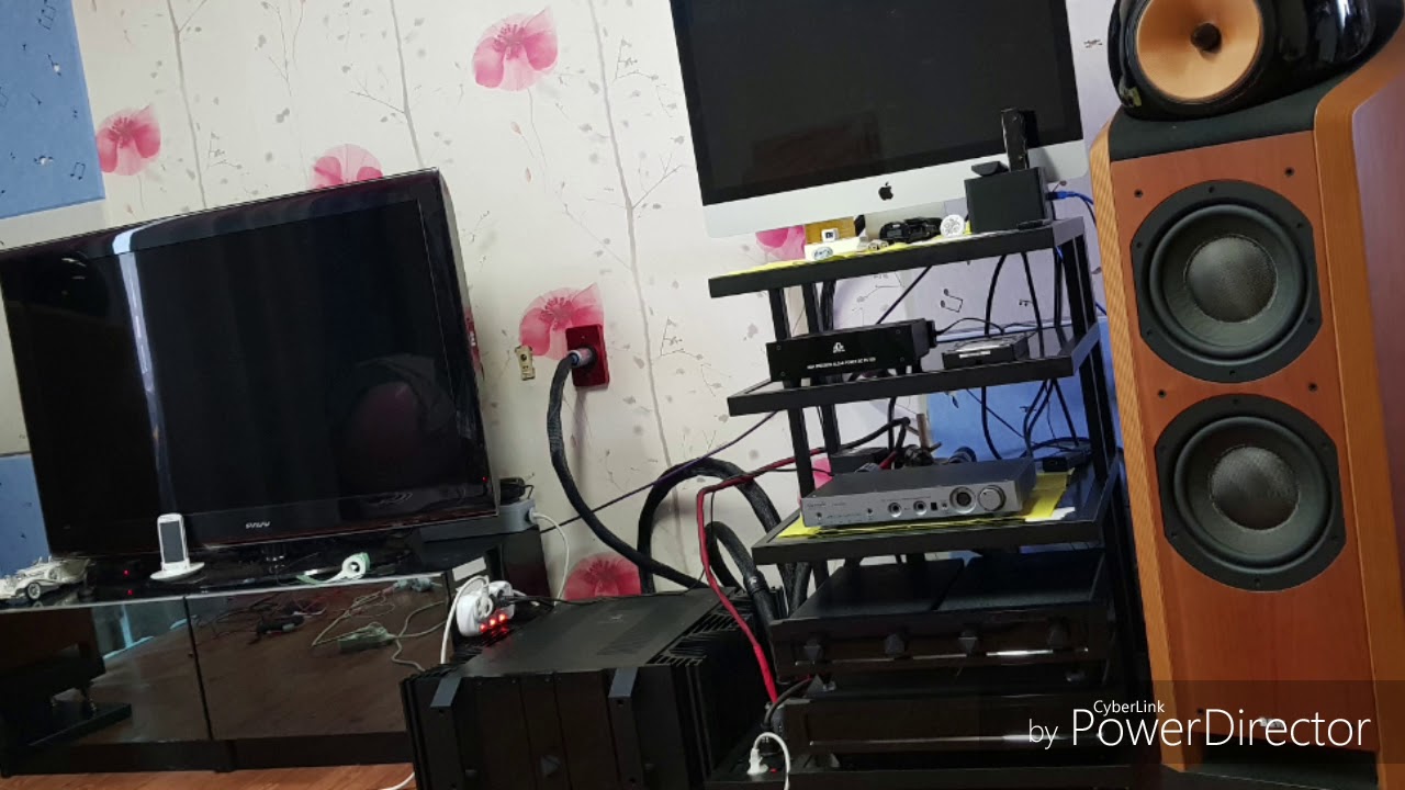 그리폰 일렉트라프리 DM100 파워, B&W n802 스피커, LN audio lab 의 멀티탭과 벽체