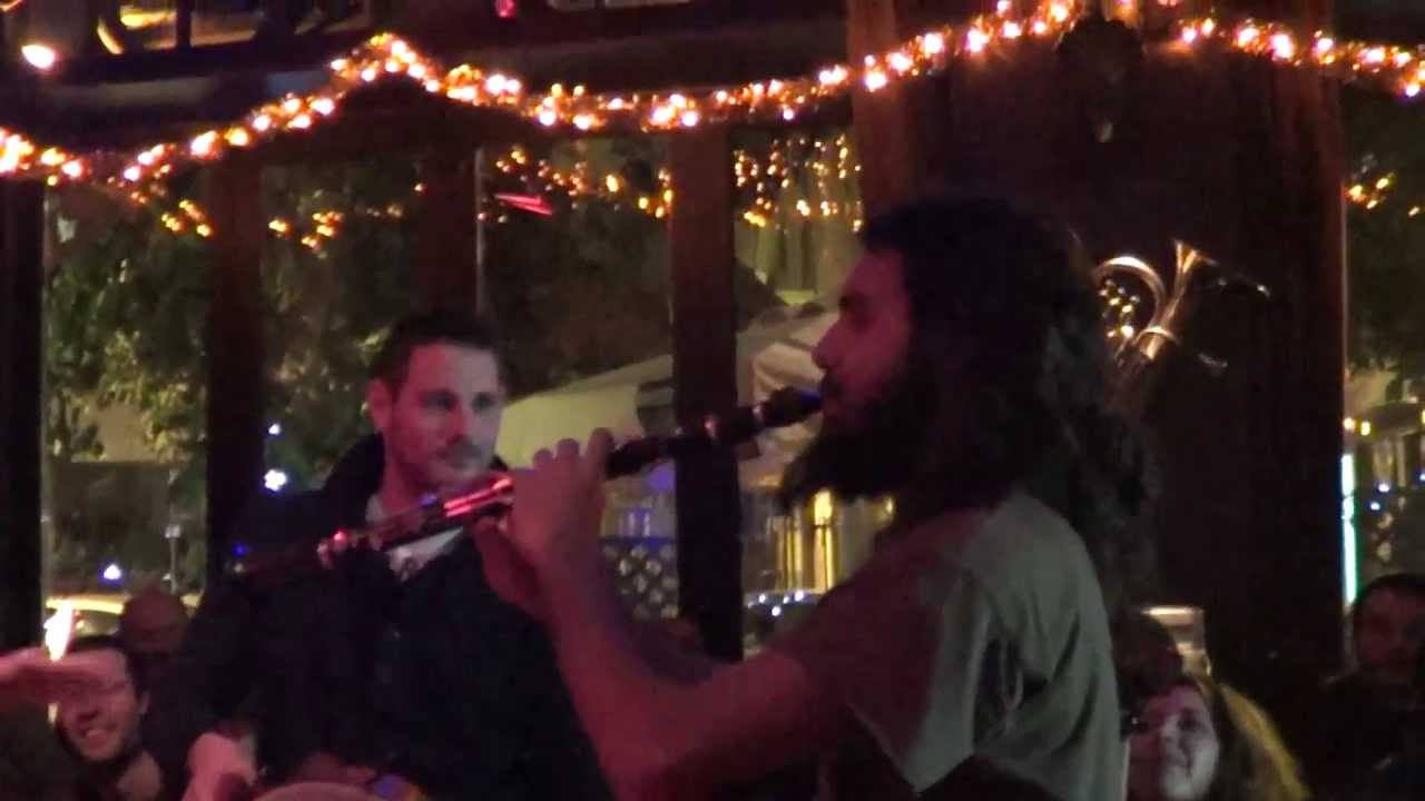 Κ.Πιστιόλης & Β.Καζαντζής-Ηπειρώτικο γλέντι [Unplugged],''Καφωδείο 22/12/13''