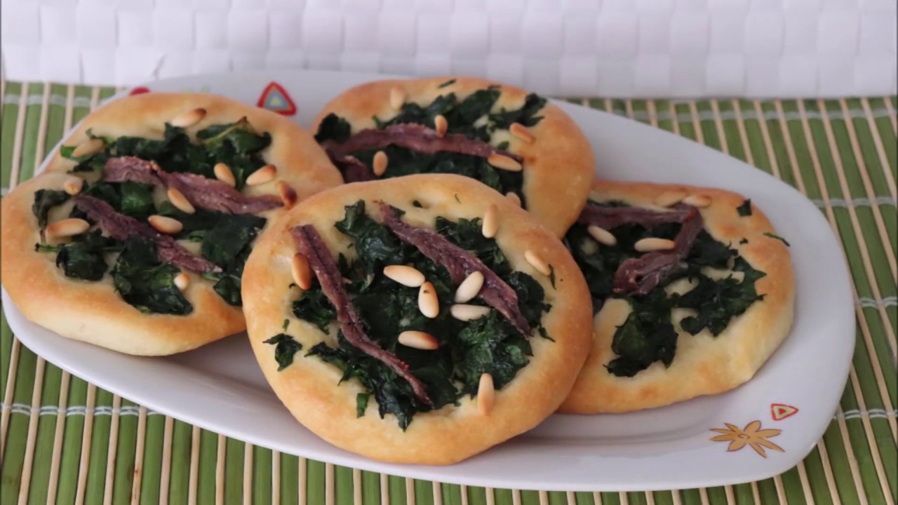 COCAS DE ESPINACAS Y ANCHOAS