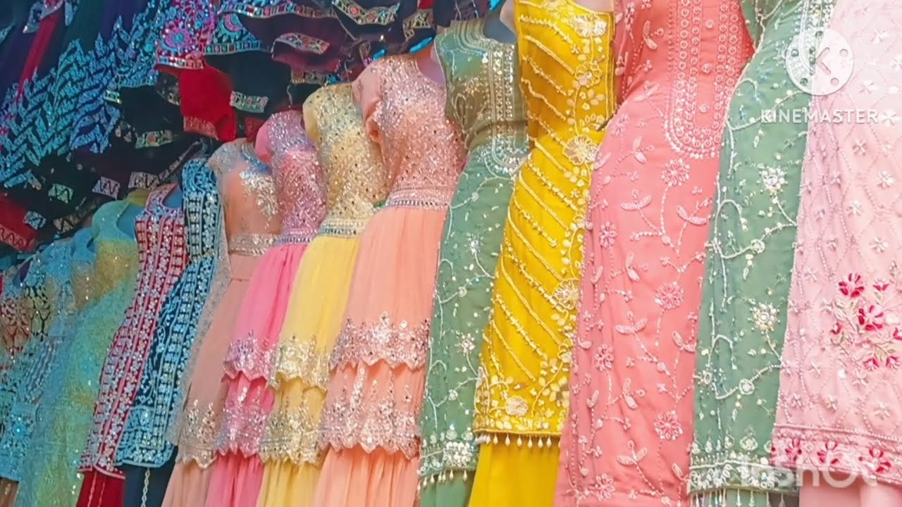 Seelampur market vlog dresses design sharara suit collection 🤗🤩@vaishnavivlogs-h5l