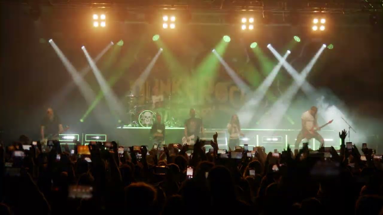 Punk Rock Factory & B*Witched - C'est La Vie (Live at Manchester Academy)