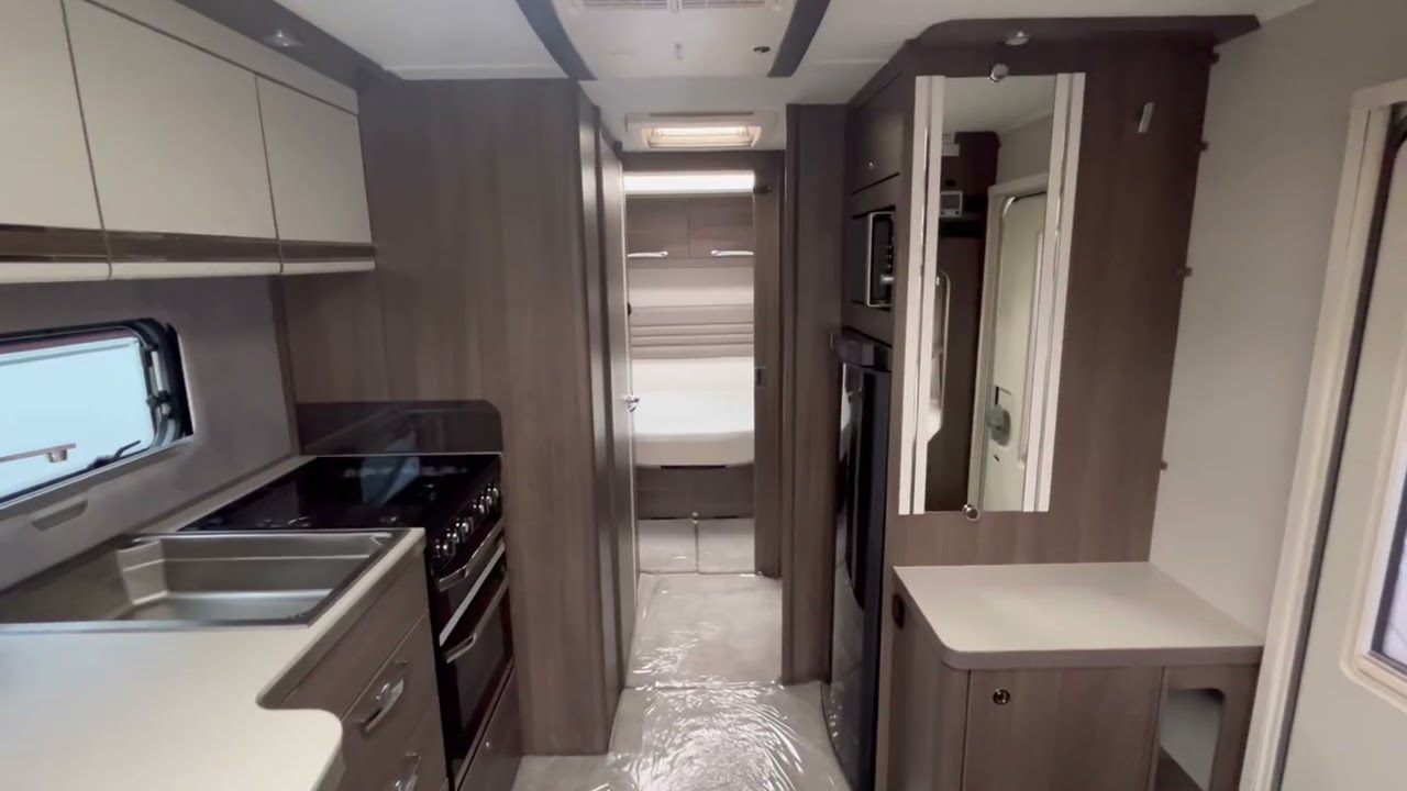 2020 Buccaneer Barracuda