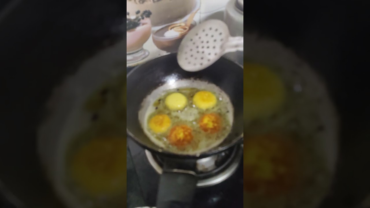 ঘরে বসে ছানার বড়ার রেসিপি।