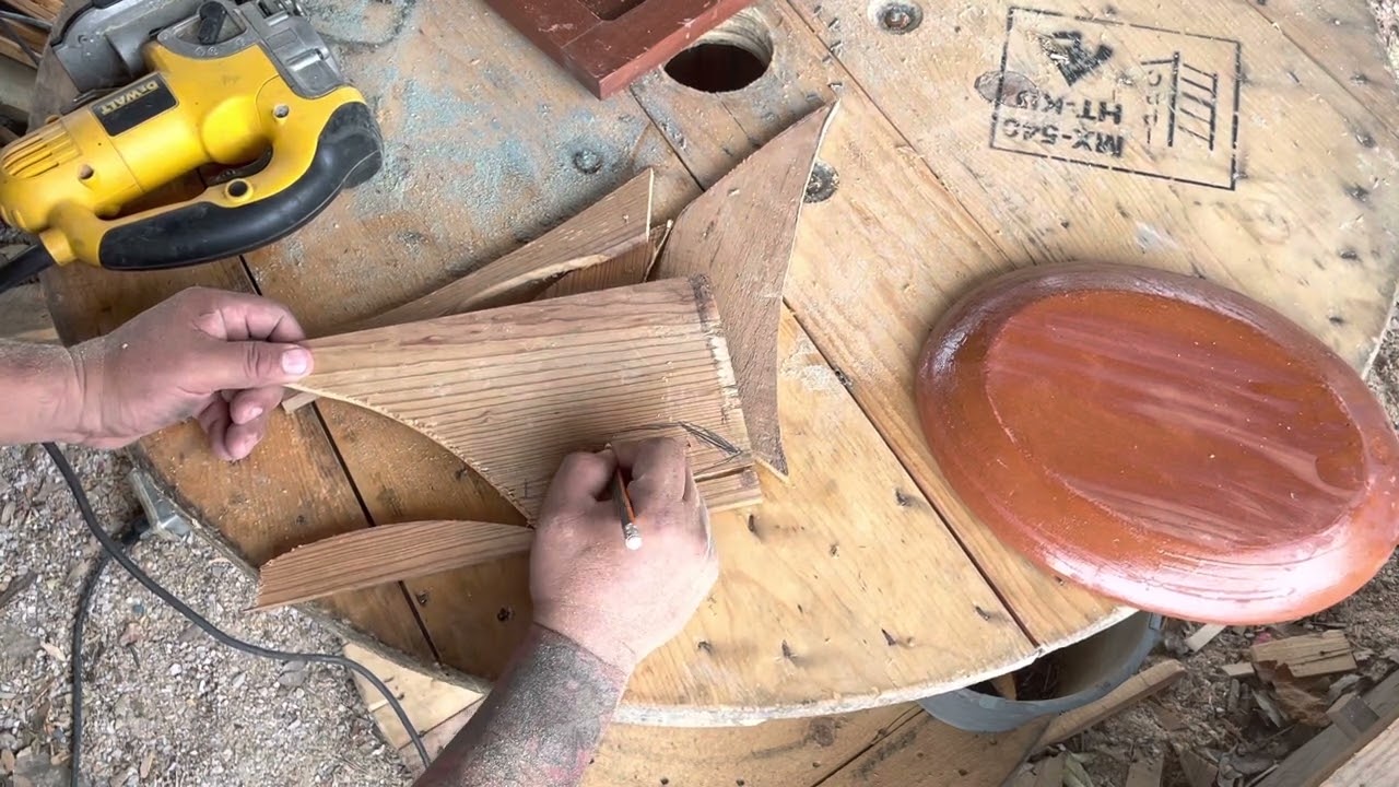 Cuadro barquito rompeolas con madera reciclada