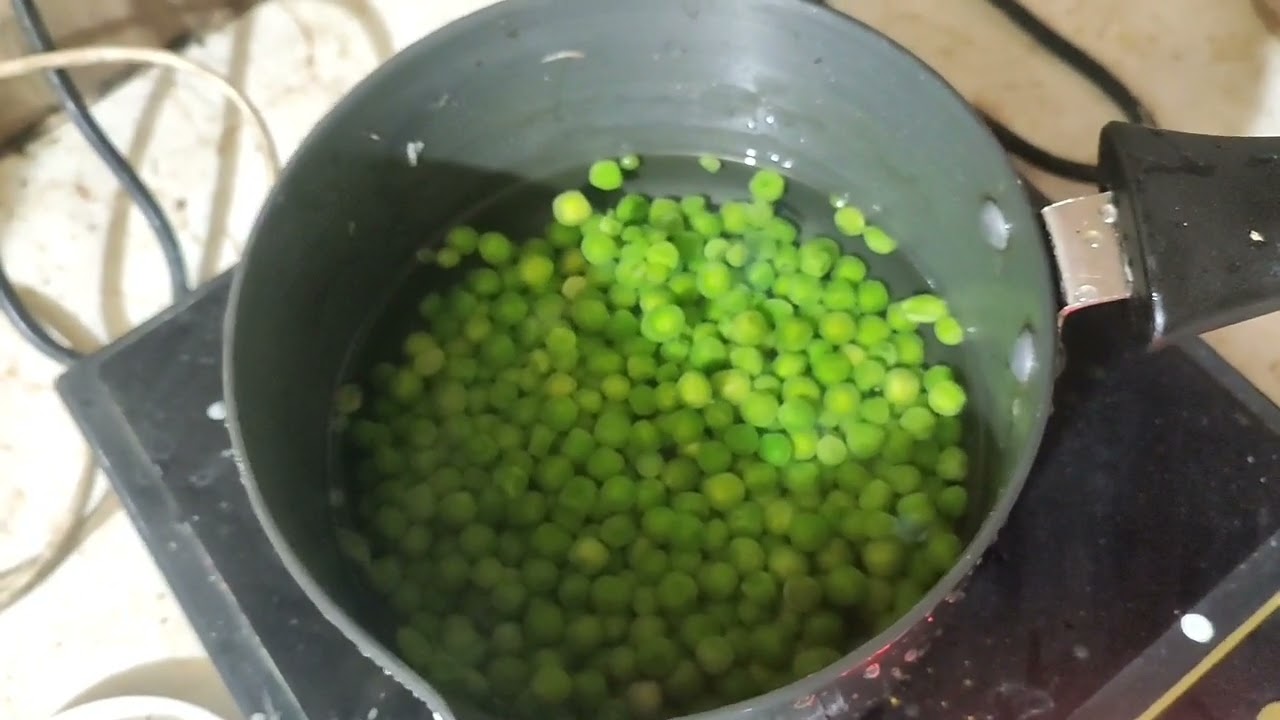 मटर मशरूम की स्वादिष्ट सब्जी 