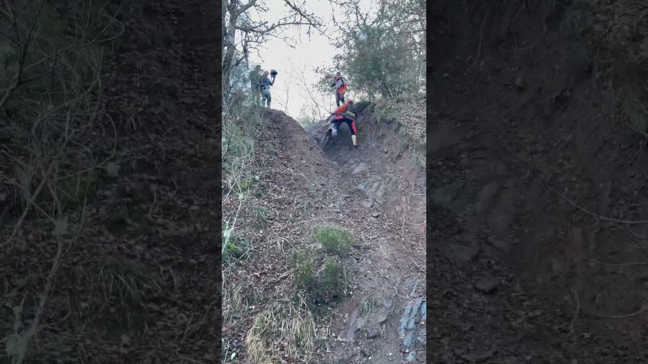 Jet&eacute; d&rsquo;enduro extr&ecirc;me 😂 #enduro #endurovlog #gopromoto #hardenduro #ktm250exc #ktm250tpi #ktm300