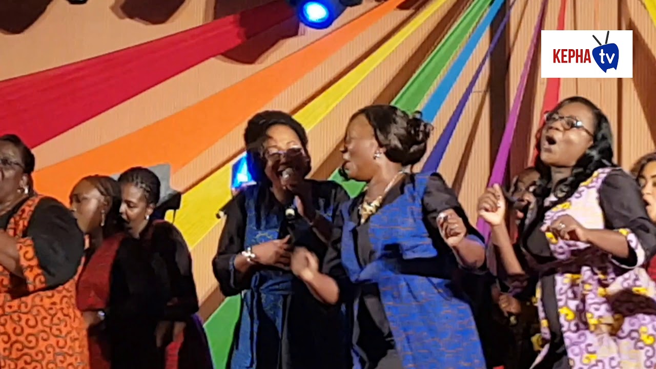 La Famille Les Voix de l'amour en concert