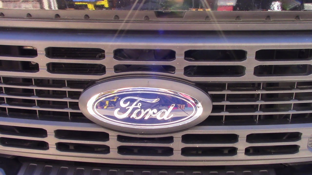 Ford 6.8L or 7.3L V8 oil change