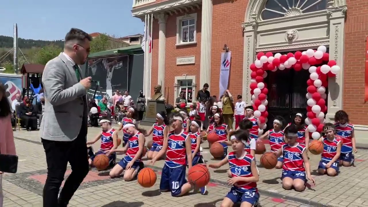 23 Nisan Basketbol Şovumuz