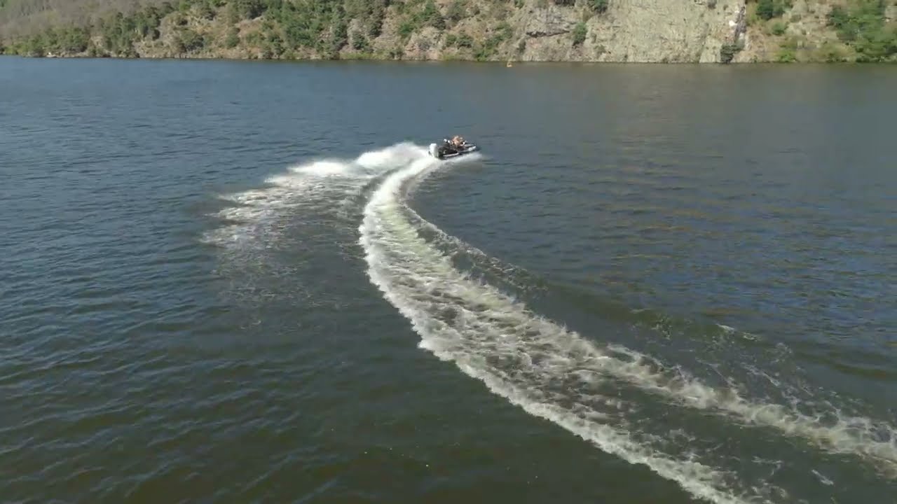Le bateau AWASH c'est Fun!! Venez le tester sur lac ou mer l'essayer c'est l'adopter!