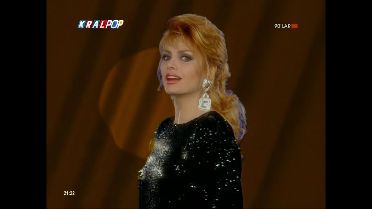 Ajda Pekkan - Sevgide Seni Seçtim (2K-Upscale)