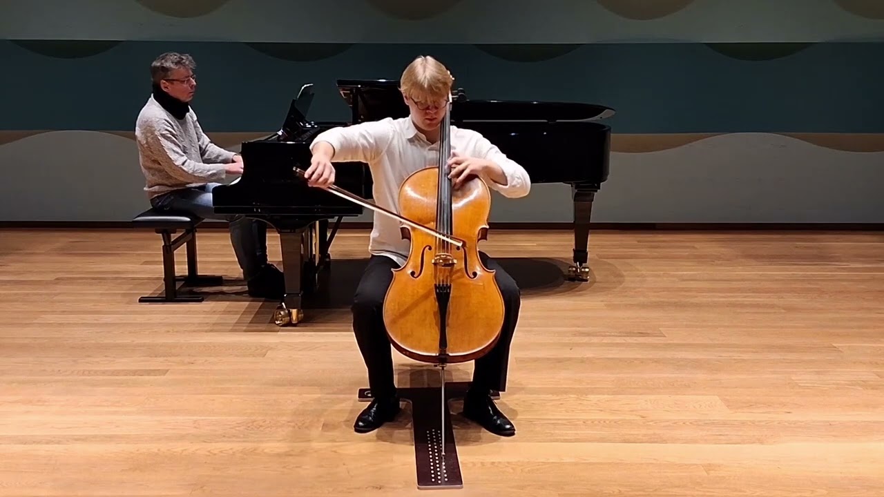 J. Haydn: Cello concerto in D-major: III. Allegro  - Elis Hakola