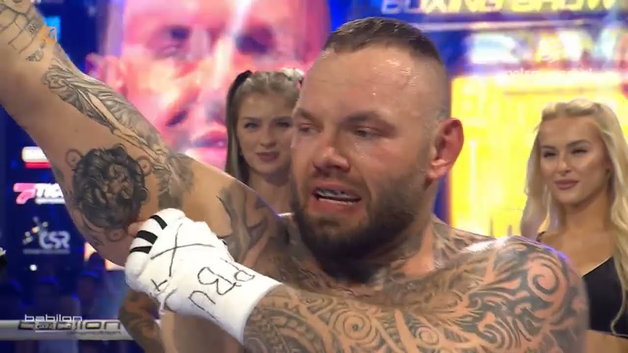 Atomowy debiut ASLANA w zawodowym boksie! Weteran walk na gołe pięści nokautuje także w rękawicach 🥊