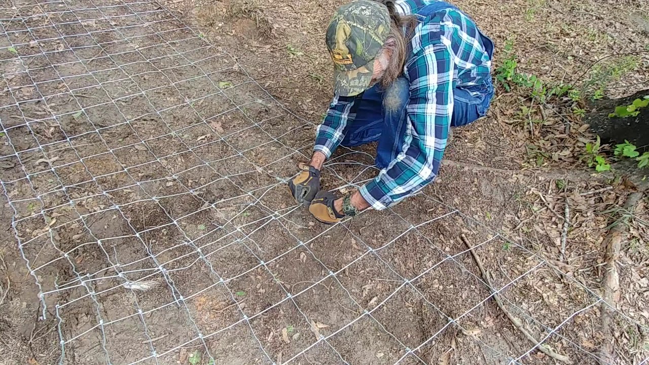 How to Join Field Fencing Wire