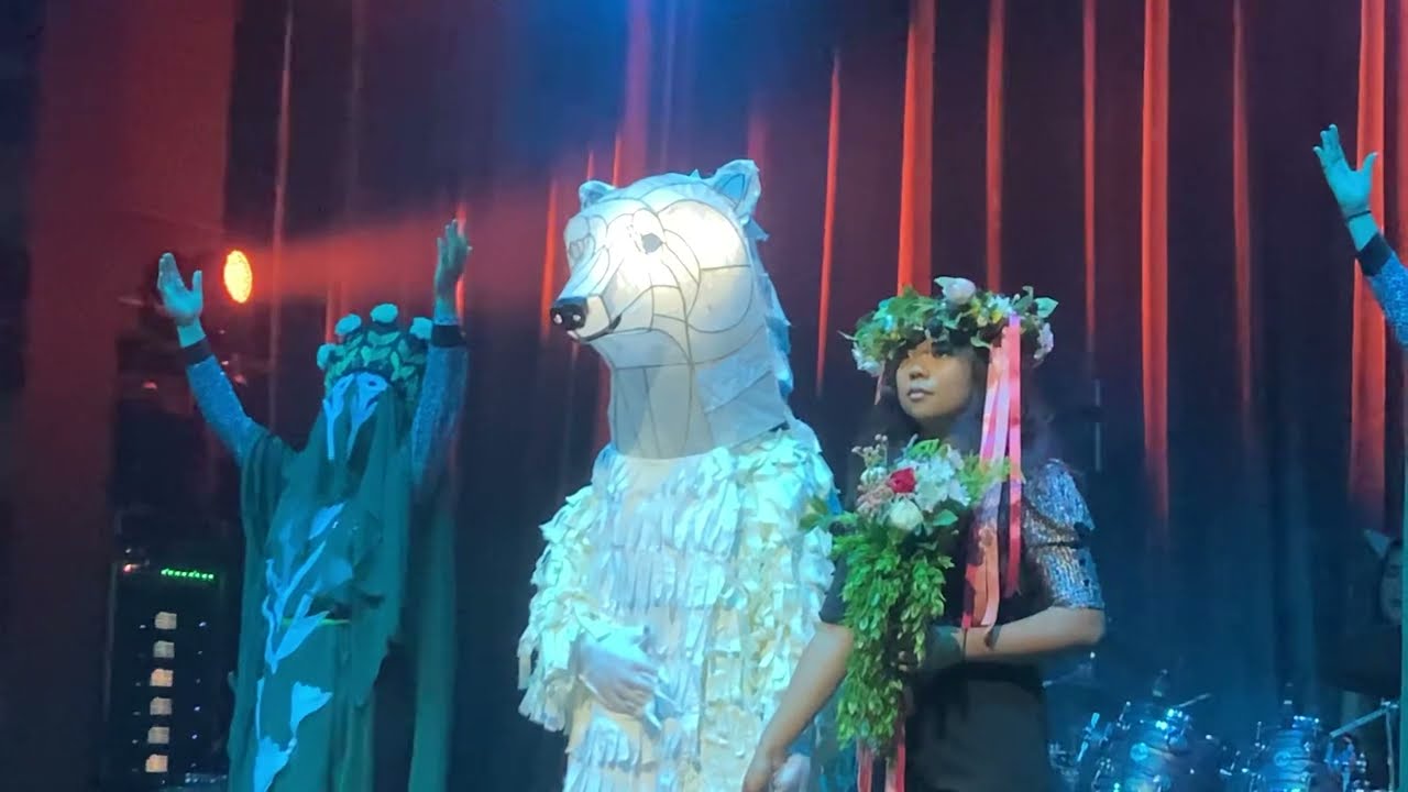 Baby Bushka: “Deeper Understanding” (Kate Bush cover) 4/28/23 L.A.