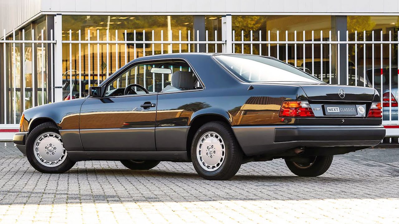 c124 Mercedes-Benz 230 CE coupe Black Pearl Metallic DB 199