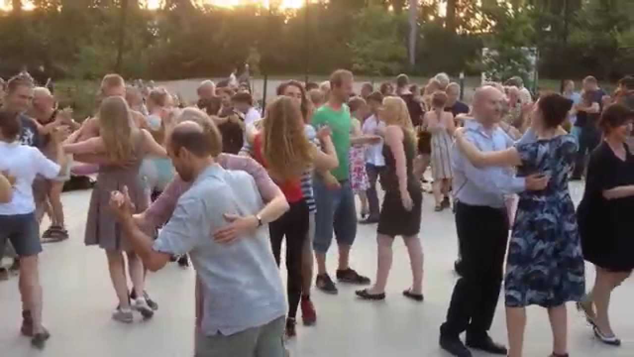Sommertango i Fælledparken 2014