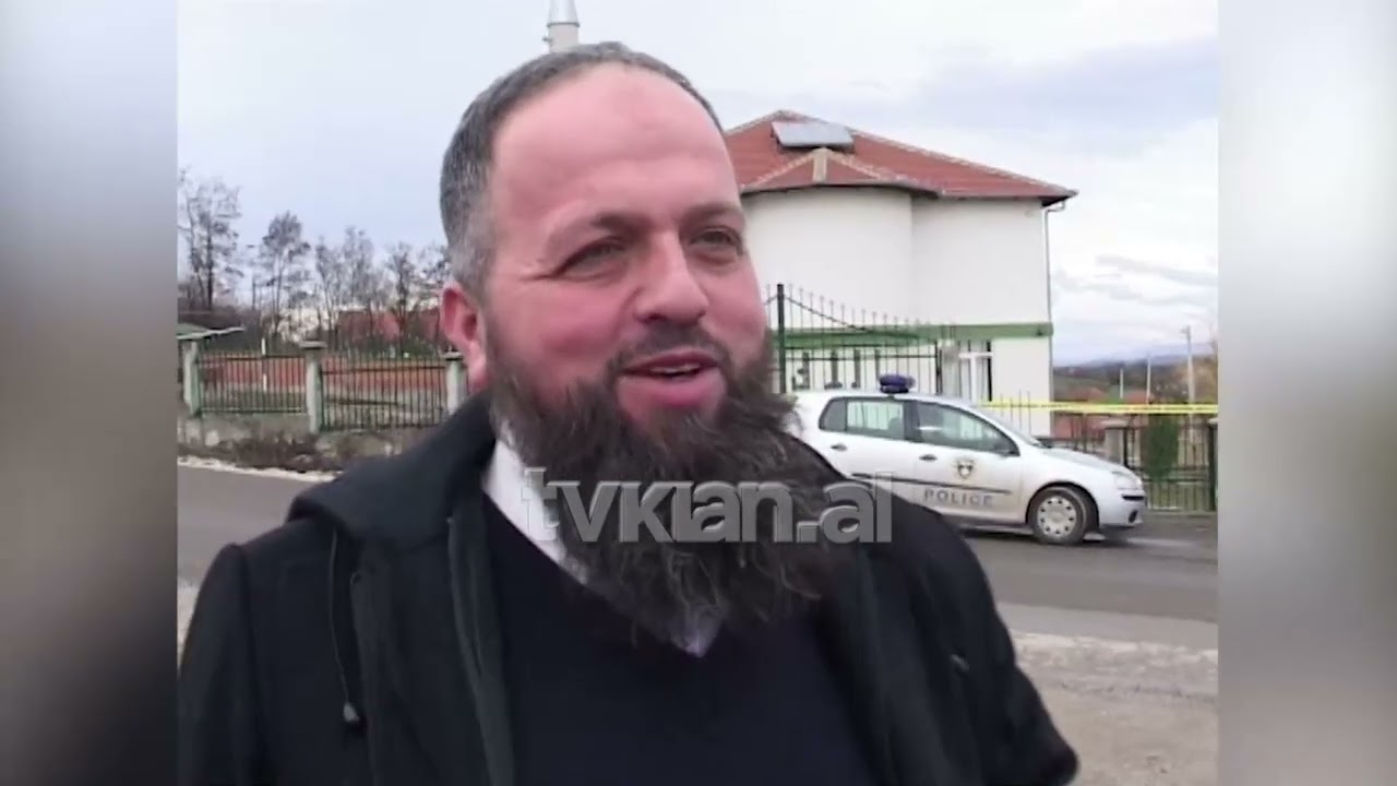 Policia e Kosovës mbyll xhaminë e fshatit Morinë - (2 Mars 2010)