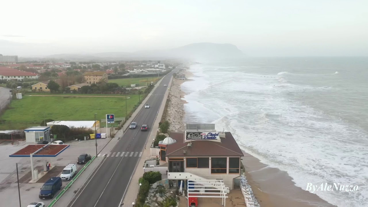 Porto recanati Mareggiata del 5/12/2020