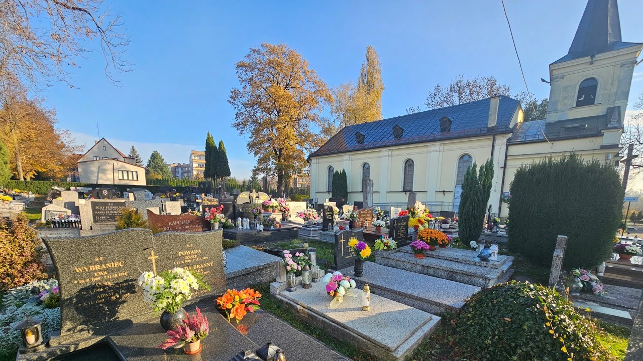 Cmentarz w Cieszynie Bobrek dniu Wszystkich Świętych