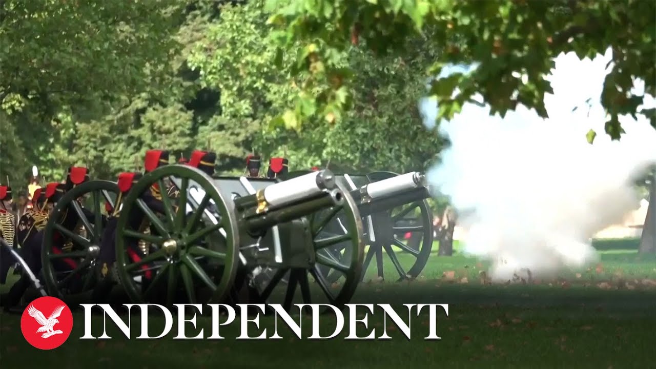 Gun salute performed in London's Hyde Park to commemorate Queen Elizabeth&rsquo;s 96 years
