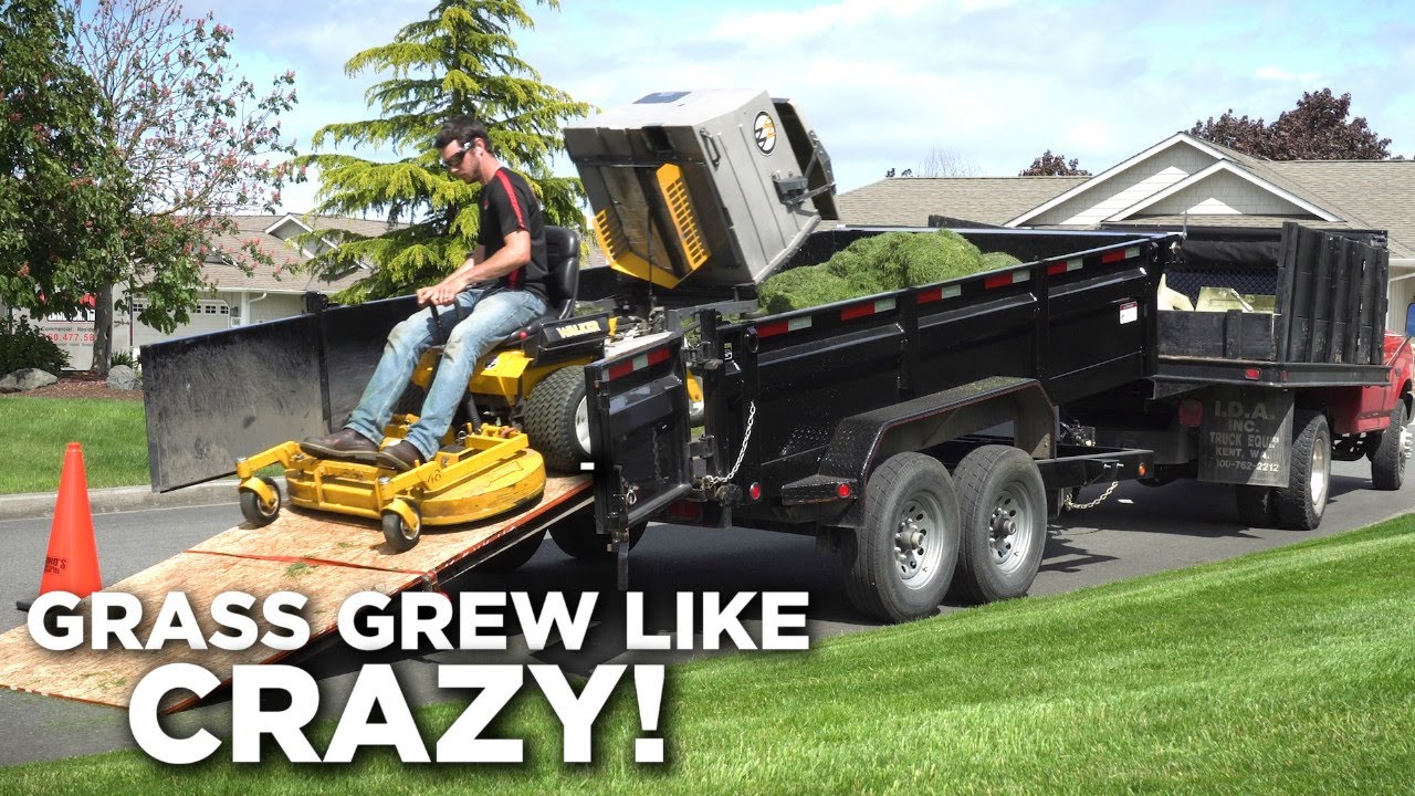 Great Way To Load Grass In Dump Trailer w/ Walker Mower T25i