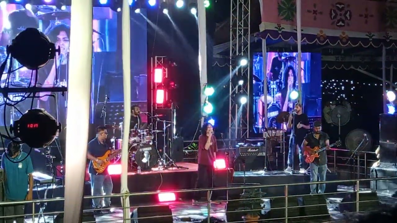 Royecho tumi bohudure