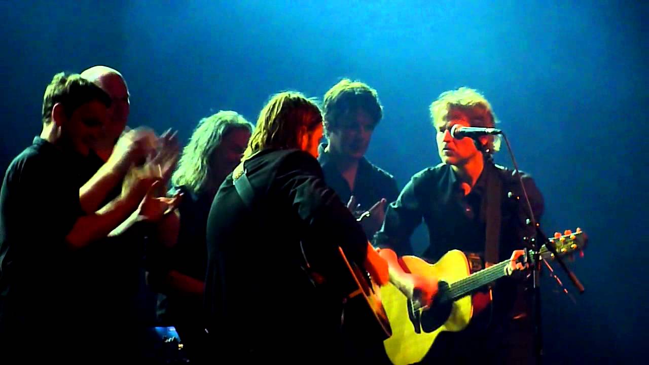 Tom McRae - What A Way To Win A War -- Live At AB Brussel 02-10-2015