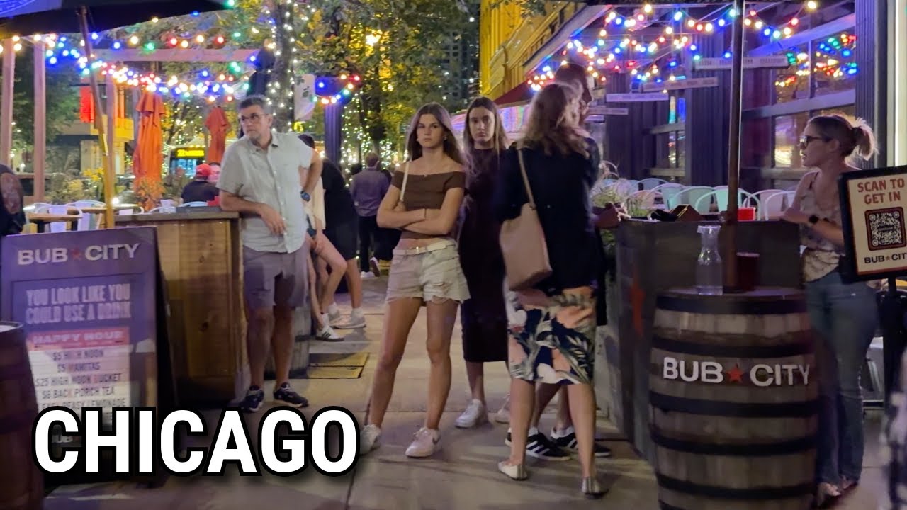 🔥 Saturday Nightlife in Chicago Walking Tour | July 5, 2025 | 4k Video