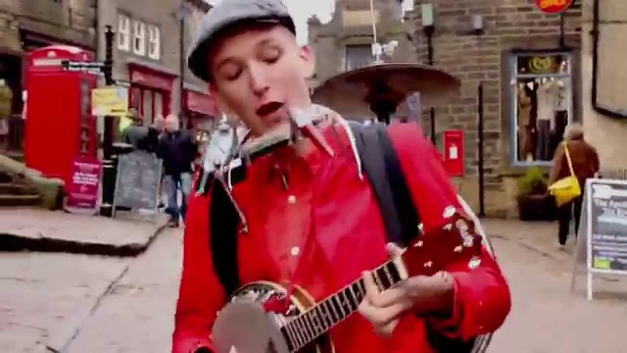 When You're Smiling - Laurence Marshall's One Man Band in Haworth