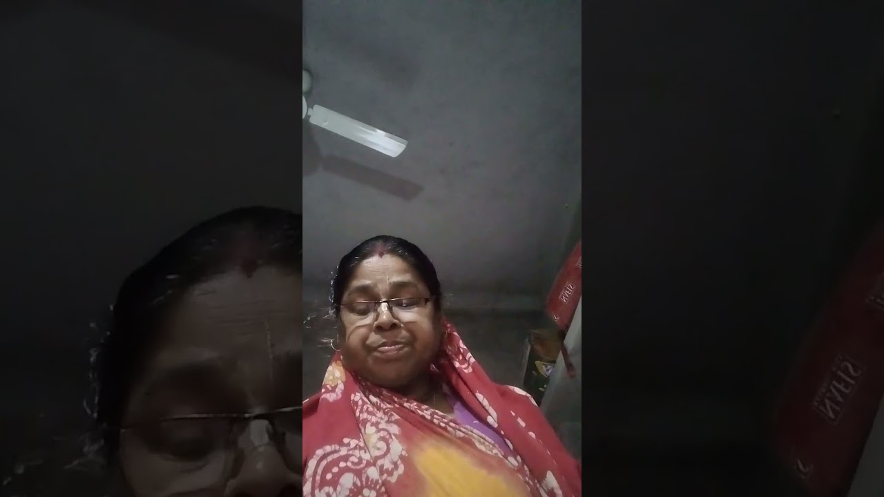 শ্রীমত ভগবত কথা শ্রবণ করুন।