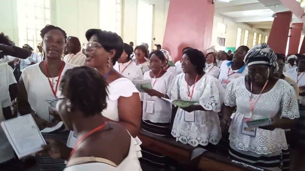 Ordination Épiscopale de Mgr Guy Mukassa Sanon évêque nommé de Nouna .Bobo 3 Mai 25