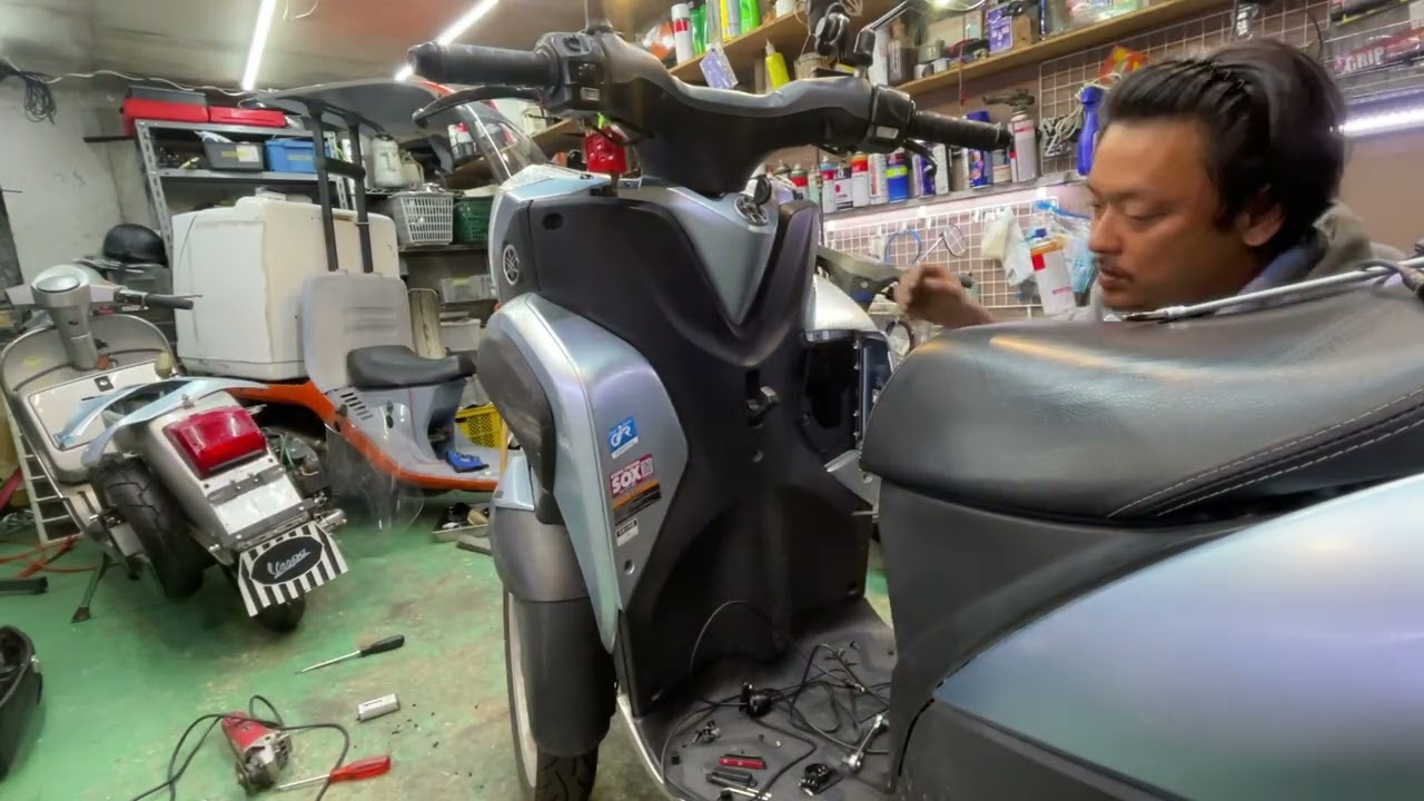 №170 トリシティスマートドラレコ＋モニターAKT-80B　ナビゲーションブラケットバー取り付け