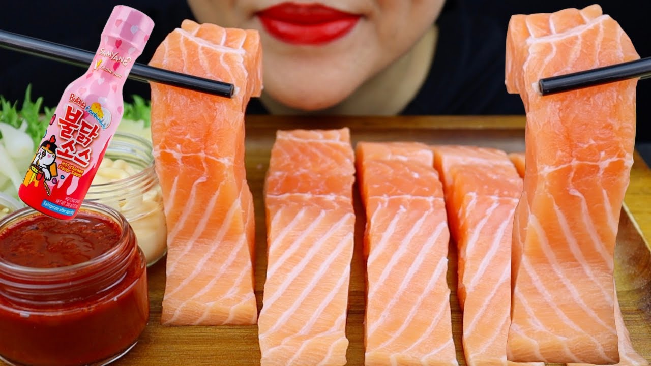ASMR SALMON SASHIMI SPICY HOT SAUCE | KLE ASMR