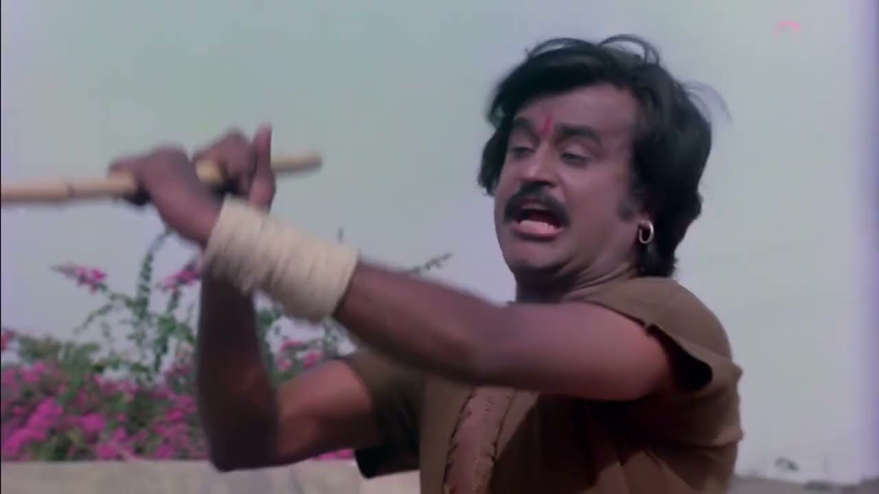 Rajinikanth's Powerpack Fighting Scene | Padmini Kolhapure | Wafadaar | Action Scene | B4U Prime