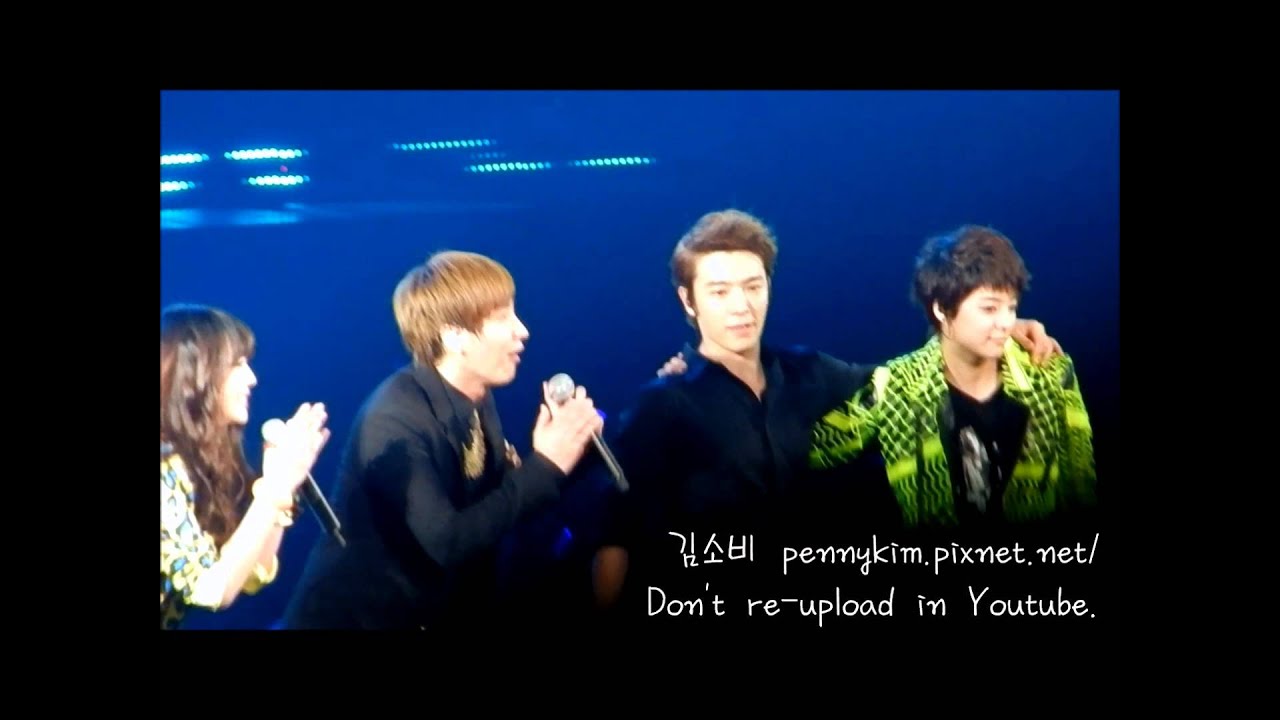 12O2O2 ⓈⓈ④ in Taiwan. Oops! (Guest:Sulli、Amber)