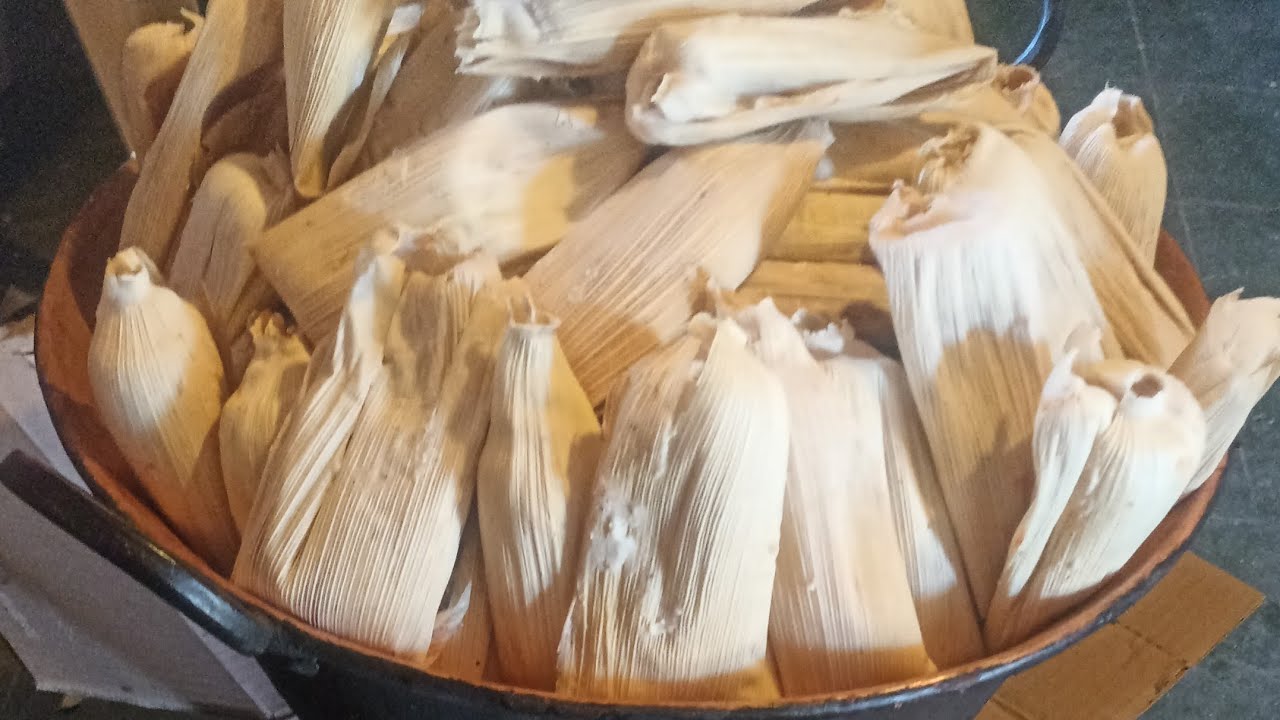 Preparando tamales en el rancho los Jiménez 🐖#viral #youtube #comidamexicana #food #blogger #musica 