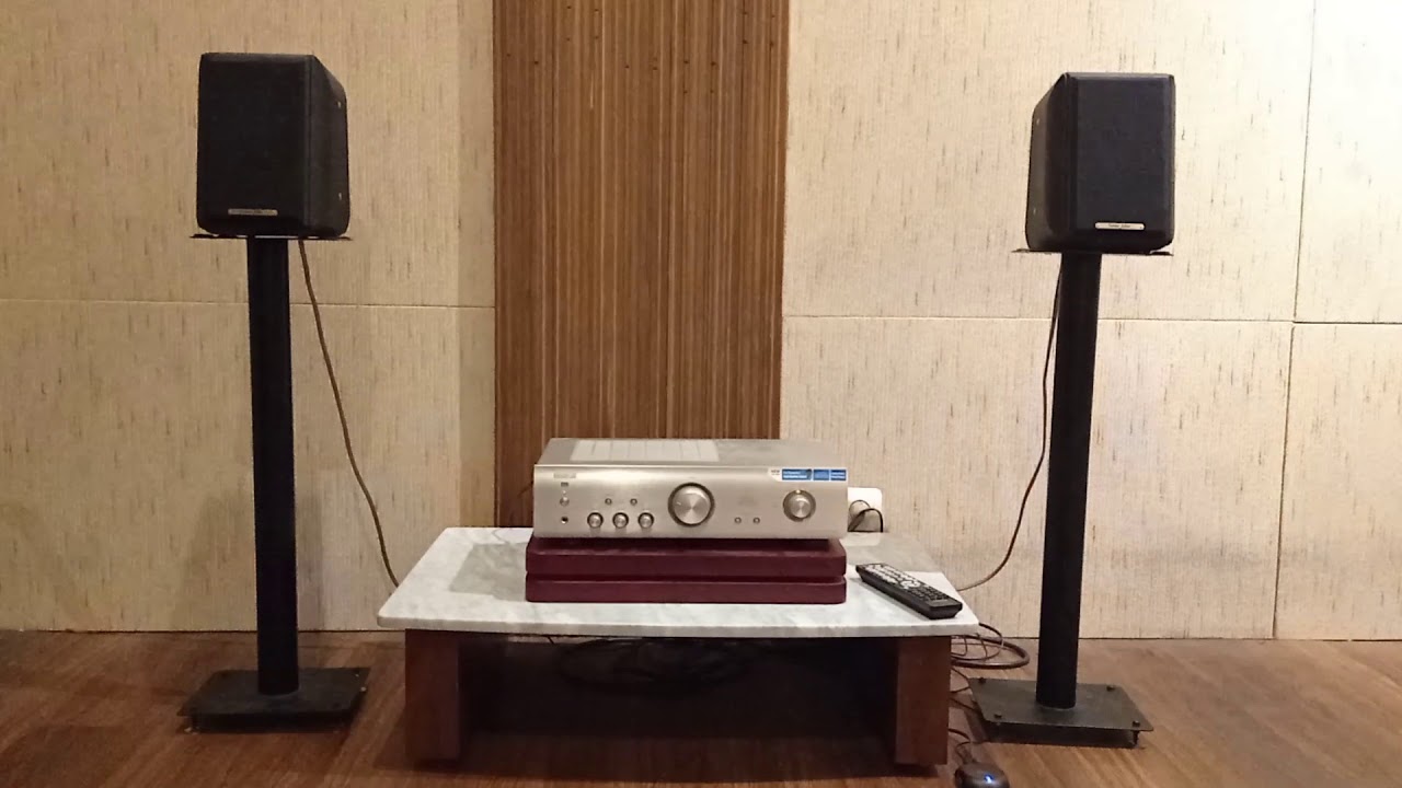 SONUS FABER TOY MINI driven by DENON PMA-720AE