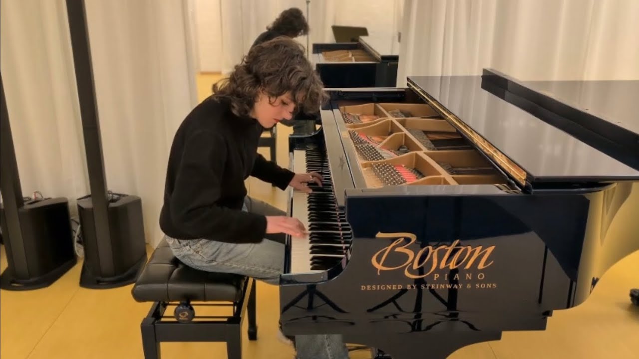 Free improvisation leading to Blue in Green 