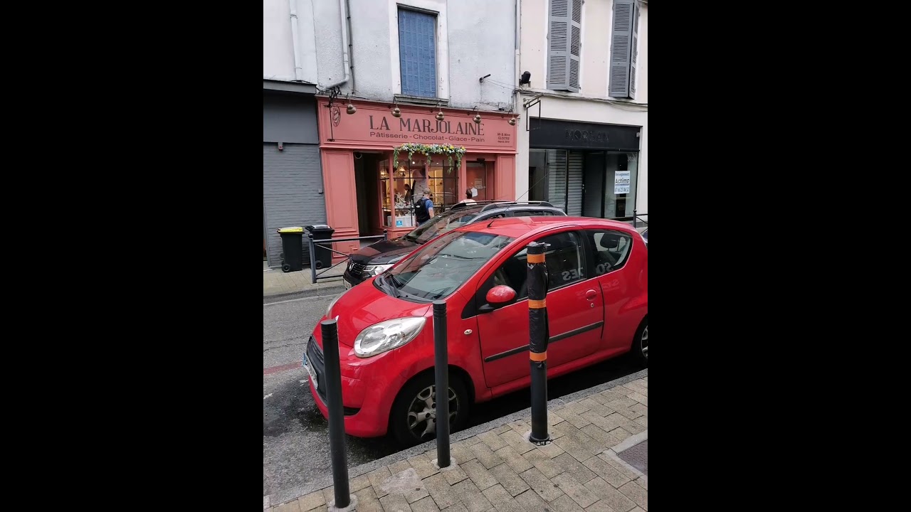 Voil&agrave; ce que le maire de Voiron fait du centre ville de sa ville gr&acirc;ce &agrave; ses travaux... Un d&eacute;sert.